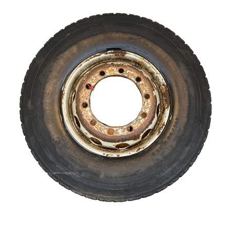 Däck på fälg 315/80r22,5